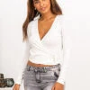 ONLY Damen NOOS Ribbed V-Neck Wickel-Top Longsleeve Seitl. Zum Binden Egret Weiss -ModeWelt Verkäufe 22020019