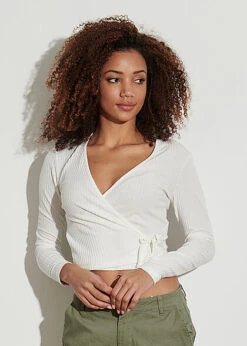 ONLY Damen NOOS Ribbed V-Neck Wickel-Top Longsleeve Seitl. Zum Binden Egret Weiss 7 ONLY Damen NOOS Ribbed V-Neck Wickel-Top Longsleeve Seitl. Zum Binden Egret Weiss -ModeWelt Verkäufe 22020019 2