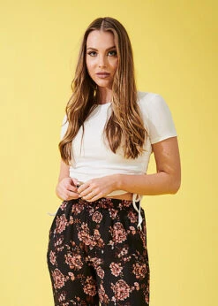 ONLY Damen Ribbed T-Shirt M. Seitl. Raffdetailschnüren Cloud Dancer Weiss -ModeWelt Verkäufe 22050015 3